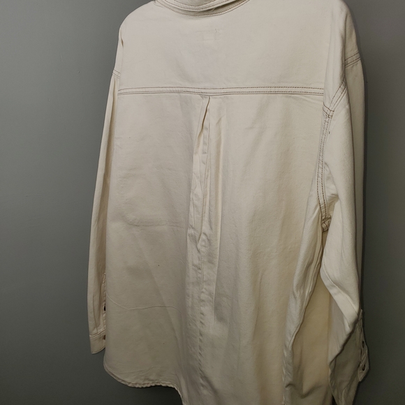 Ava & Viv Cream Button-Up Shirt - Picture 4 of 4